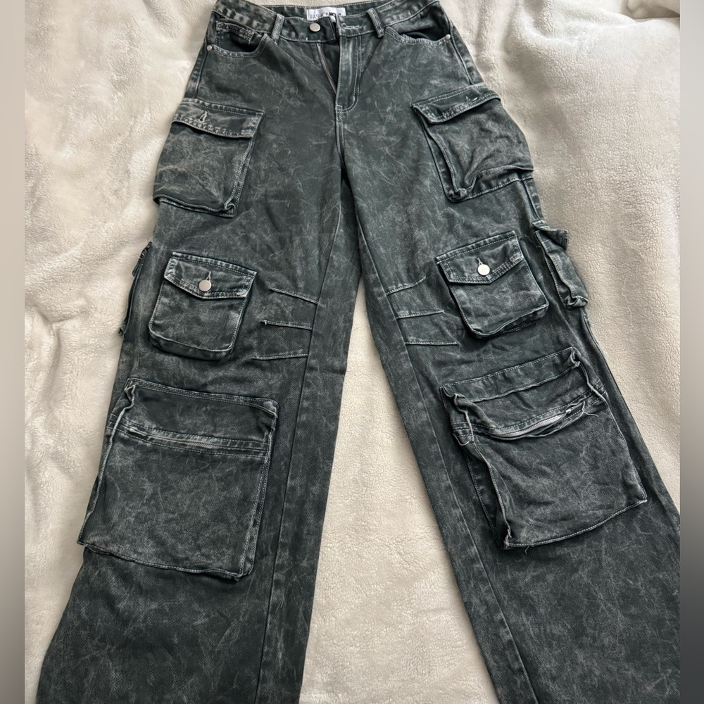 Fashion nova baggy jeans
